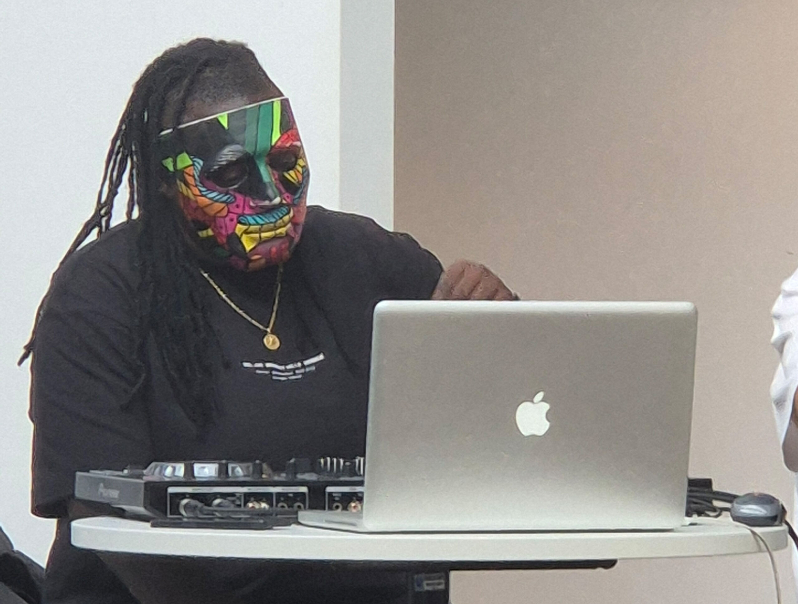 Masked DJ